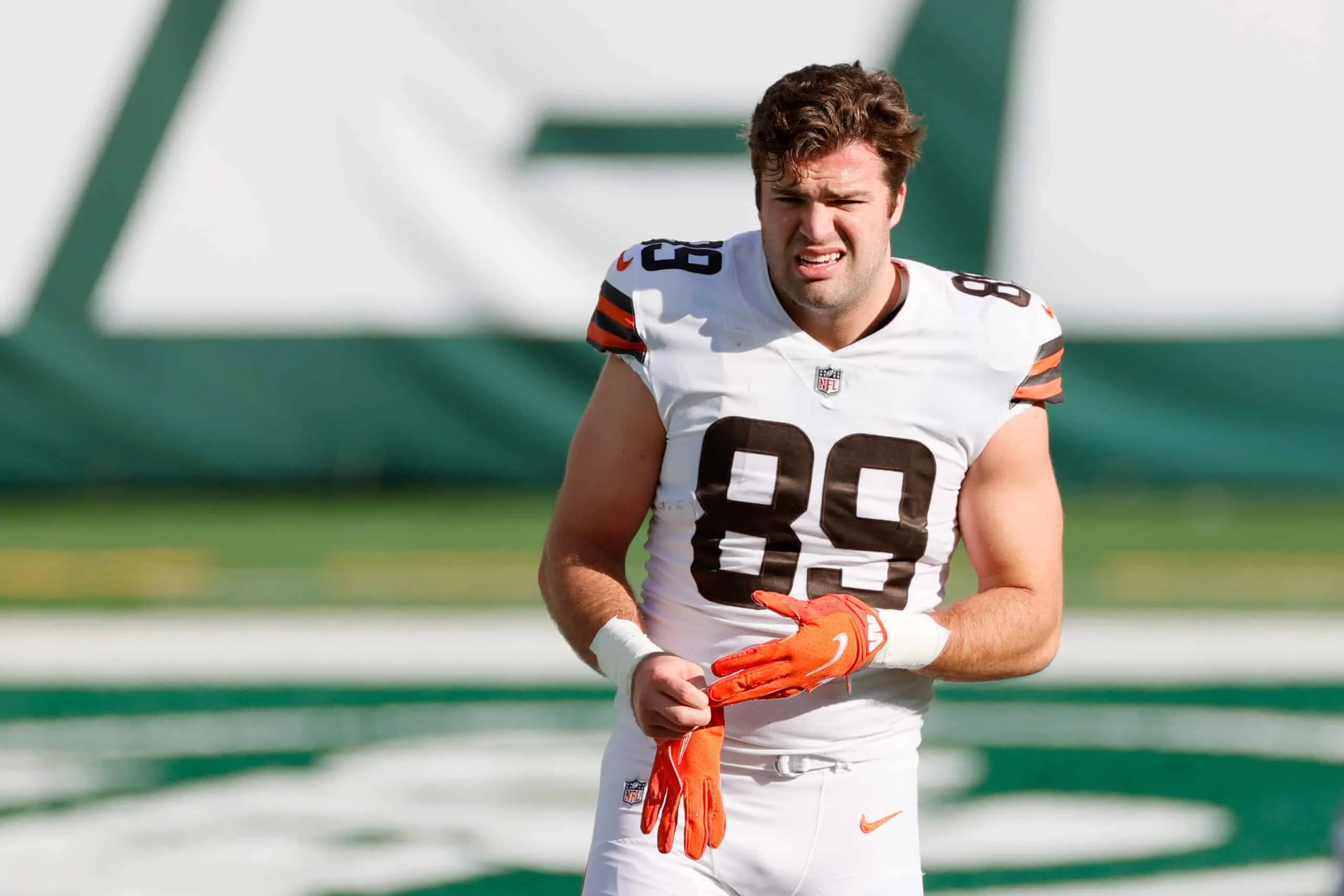 Report: TE Stephen Carlson Out For The Season With Knee Injury