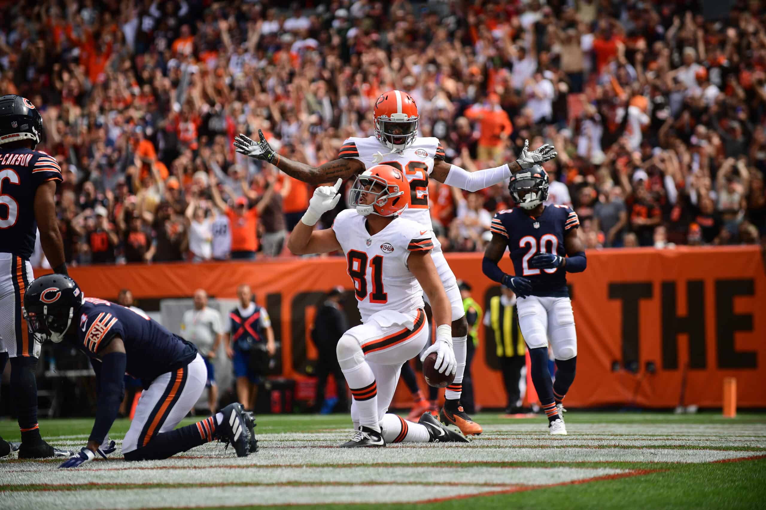 Austin Hooper #81 of the Cleveland Browns scores a touchdown during the second quarter in the game against the Chicago Bears at FirstEnergy Stadium on September 26, 2021 in Cleveland, Ohio. 