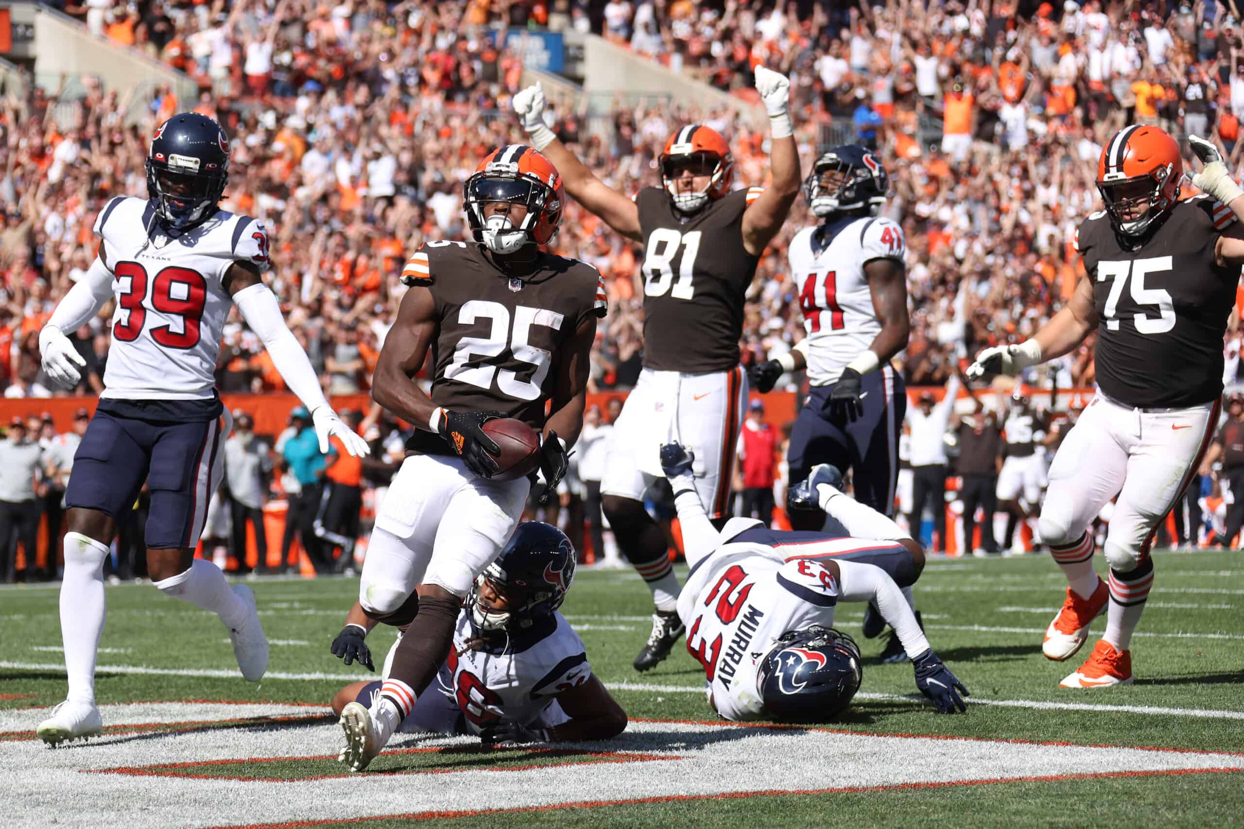 Running back Demetric Felton #25 of the Cleveland Browns scores a touchdown during the second half against the Houston Texans at FirstEnergy Stadium on September 19, 2021 in Cleveland, Ohio. 