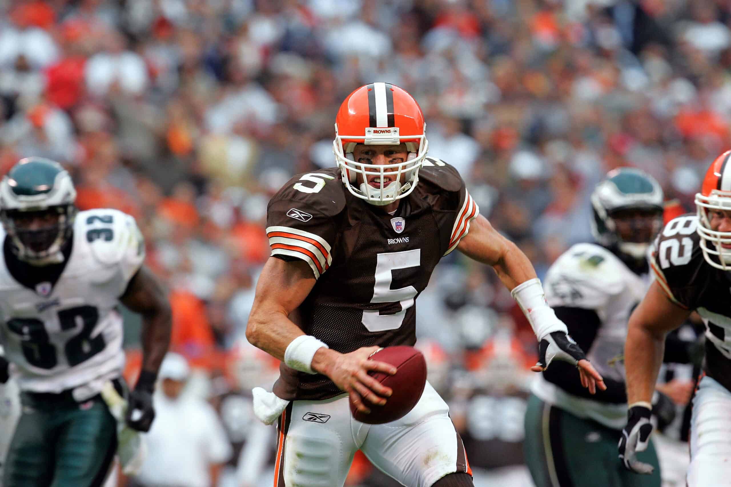 Quarterback Jeff Garcia #5 of the Cleveland Browns rushes for a touchdown against the Philadelphia Eagles on October 24, 2004 at Cleveland Browns Stadium in Cleveland, Ohio. 