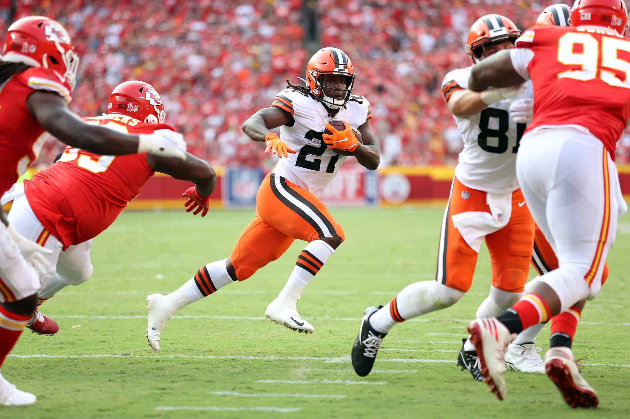 Running back Kareem Hunt #27 of the Cleveland Browns carries the ball during the game against the Kansas City Chiefs at Arrowhead Stadium on September 12, 2021 in Kansas City, Missouri.