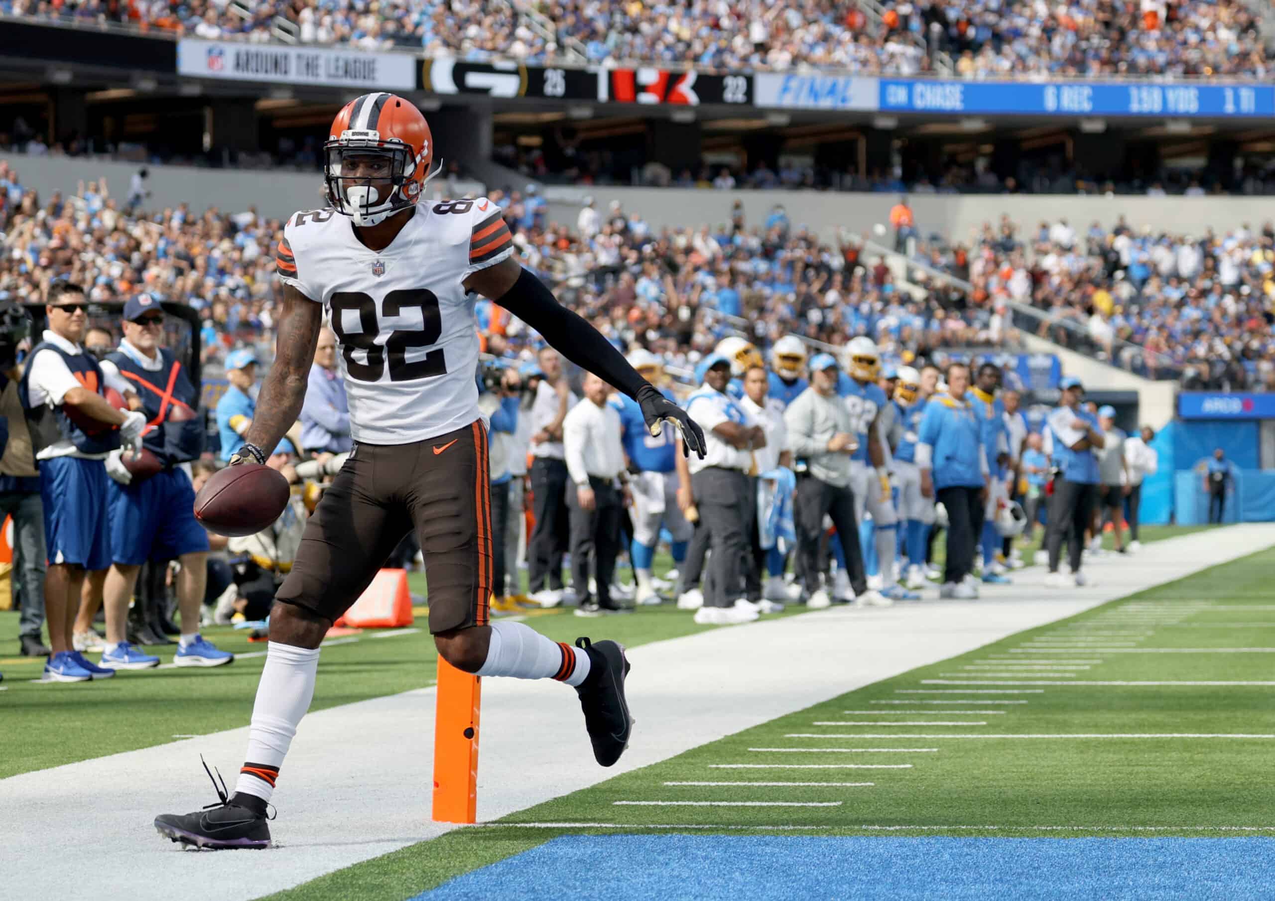 Rashard Higgins #82 of the Cleveland Browns catches the ball for a touchdown to tie the game during the second quarter against the Los Angeles Chargers at SoFi Stadium on October 10, 2021 in Inglewood, California.