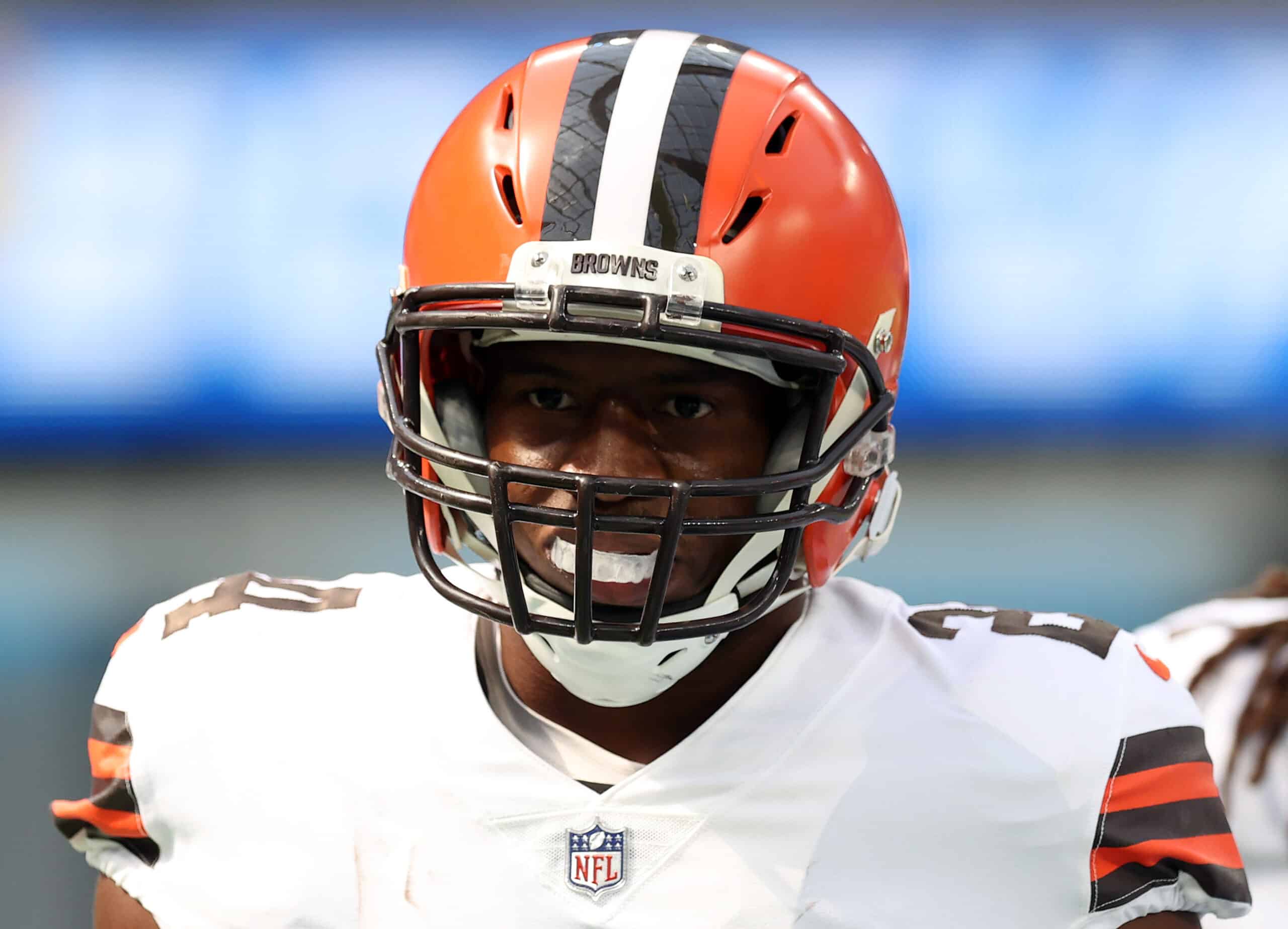 Nick Chubb #24 of the Cleveland Browns at SoFi Stadium on October 10, 2021 in Inglewood, California.