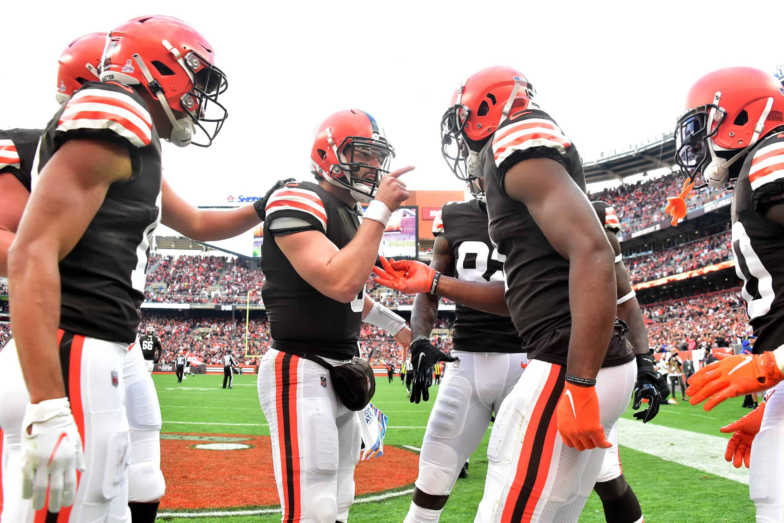 Baker Mayfield #6 of the Cleveland Browns celebrates with Donovan Peoples-Jones #11 after a touchdown reception at the end of the second quarter against the Arizona Cardinals at FirstEnergy Stadium on October 17, 2021 in Cleveland, Ohio.