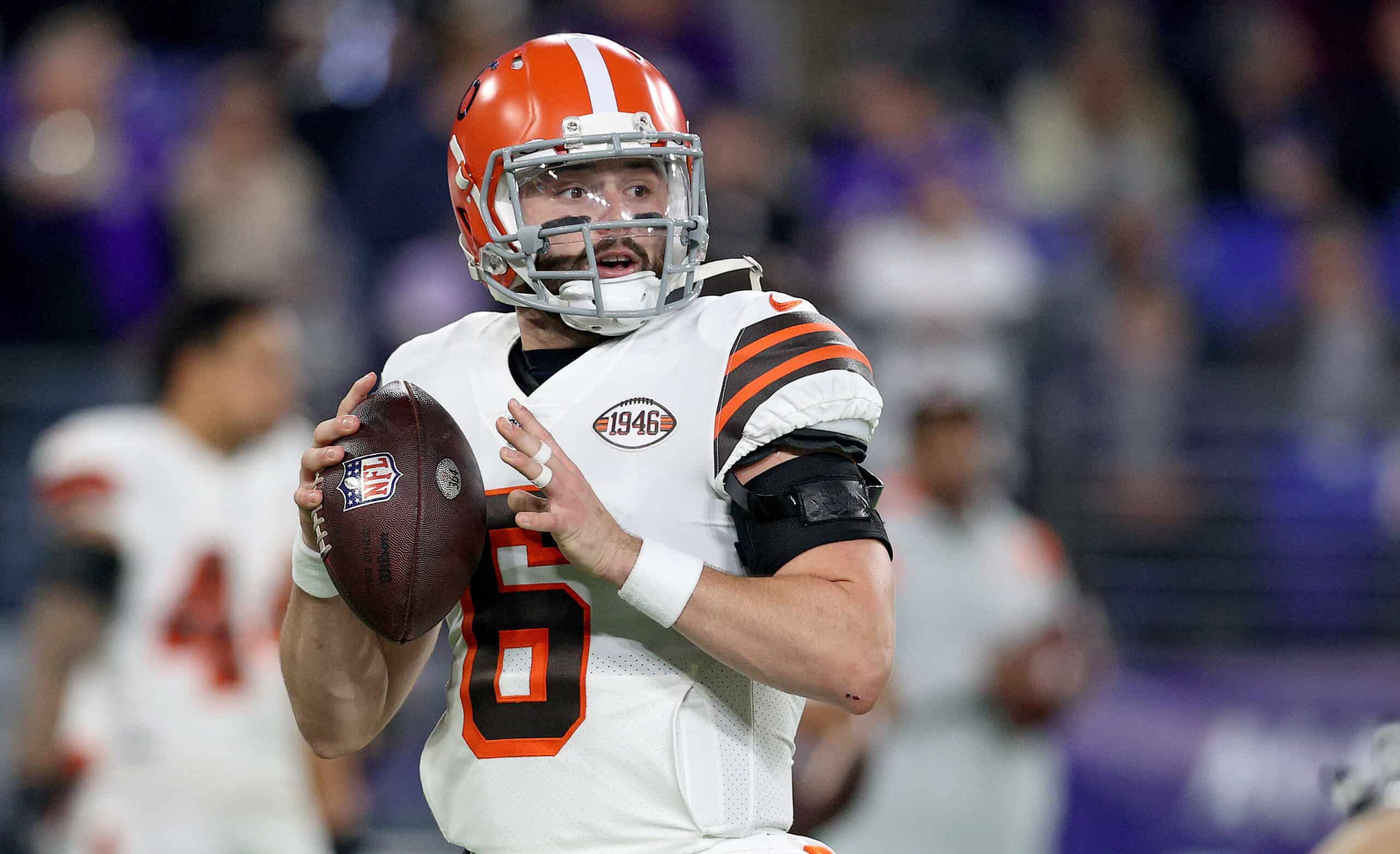 Baker Mayfield #6 of the Cleveland Browns warms during a game against the Baltimore Ravens at M&T Bank Stadium on November 28, 2021 in Baltimore, Maryland.