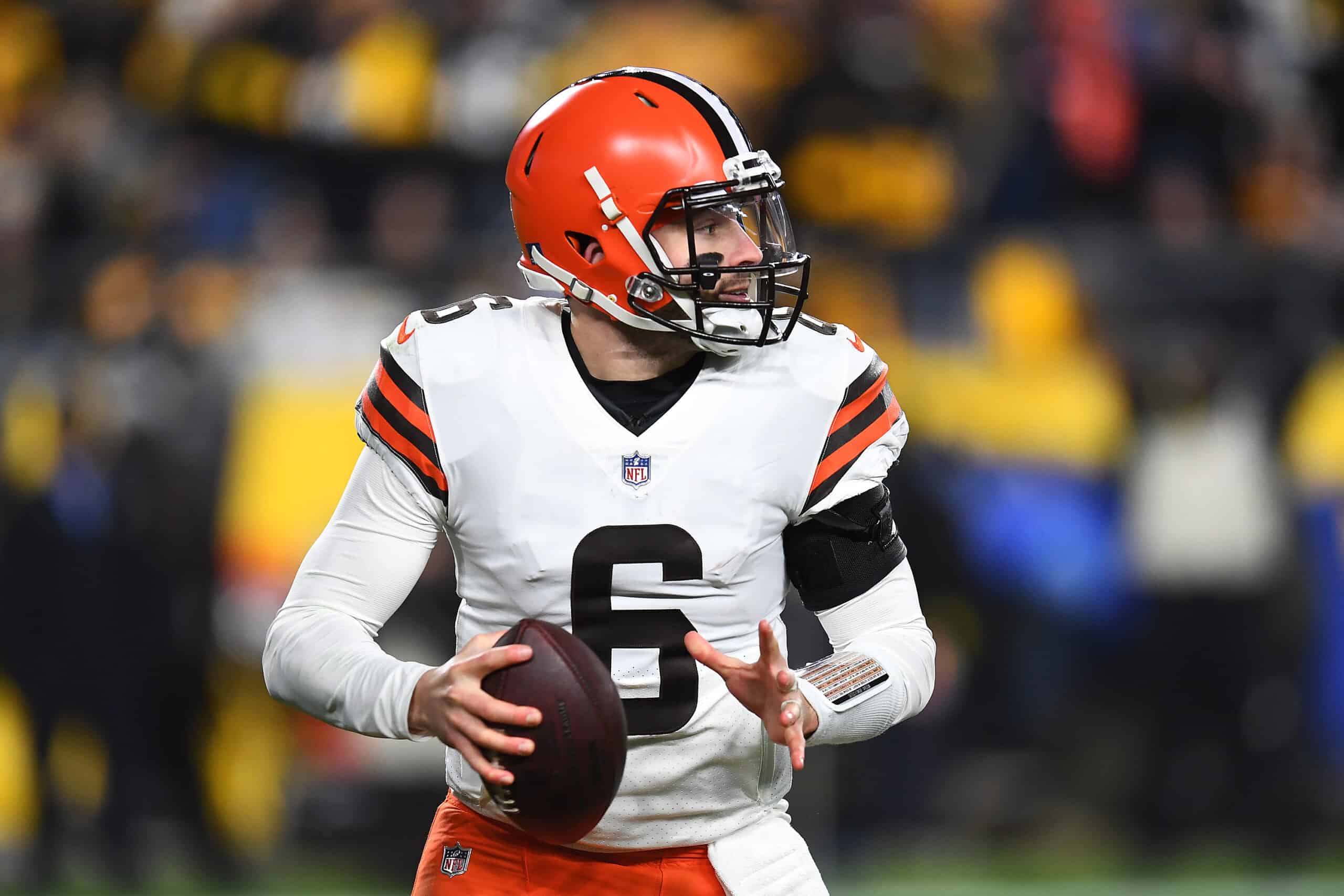 Baker Mayfield #6 of the Cleveland Browns looks to pass during the second quarter against the Pittsburgh Steelers at Heinz Field on January 03, 2022 in Pittsburgh, Pennsylvania.