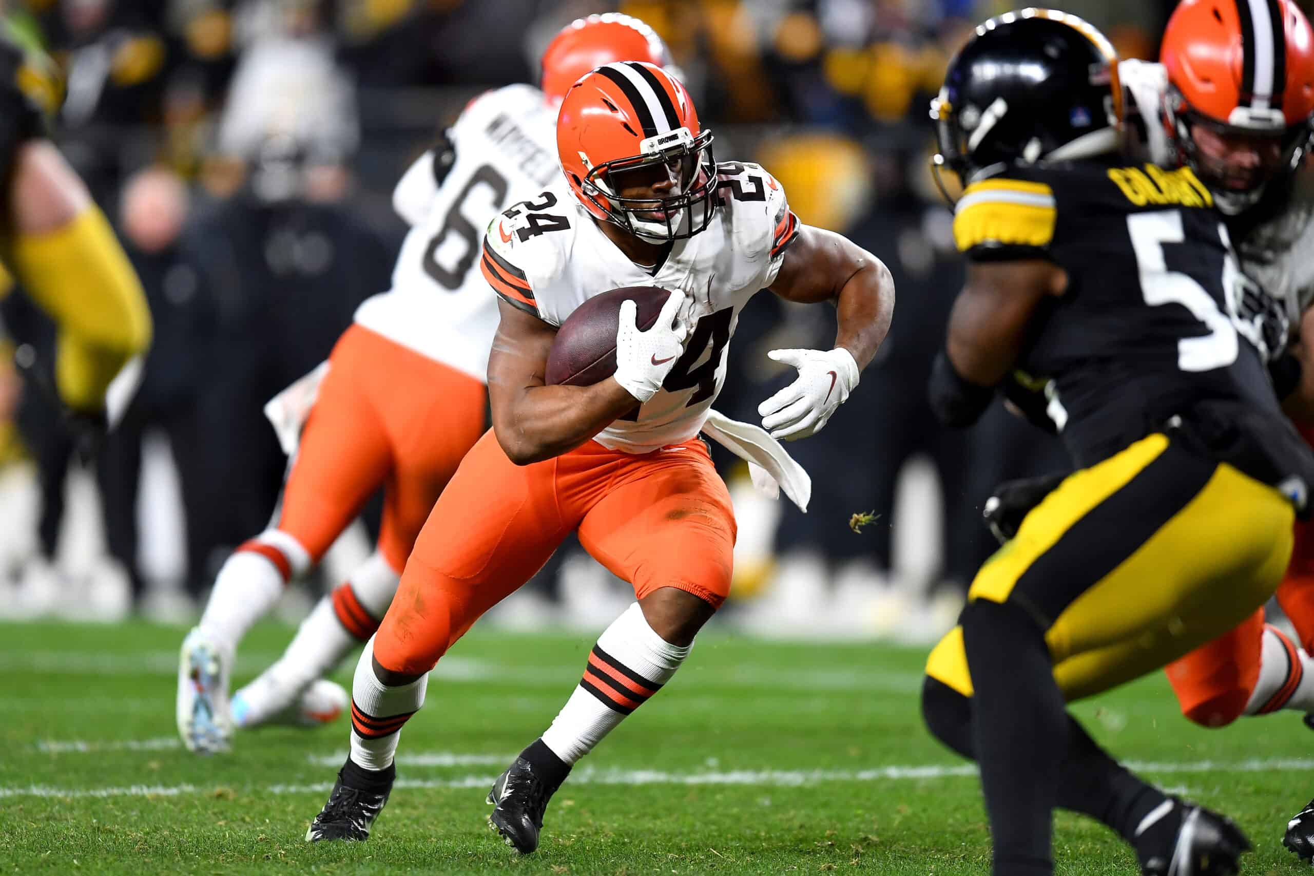 Nick Chubb #24 of the Cleveland Browns runs with the ball in the third quarter against the Pittsburgh Steelers at Heinz Field on January 03, 2022 in Pittsburgh, Pennsylvania.