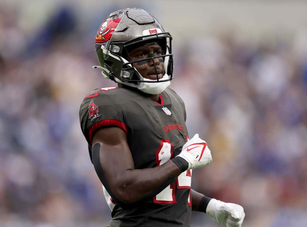 Chris Godwin #14 of the Tampa Bay Buccaneers sets up for a play during a 34-24 loss to the Los Angeles Rams at SoFi Stadium on September 26, 2021 in Inglewood, California