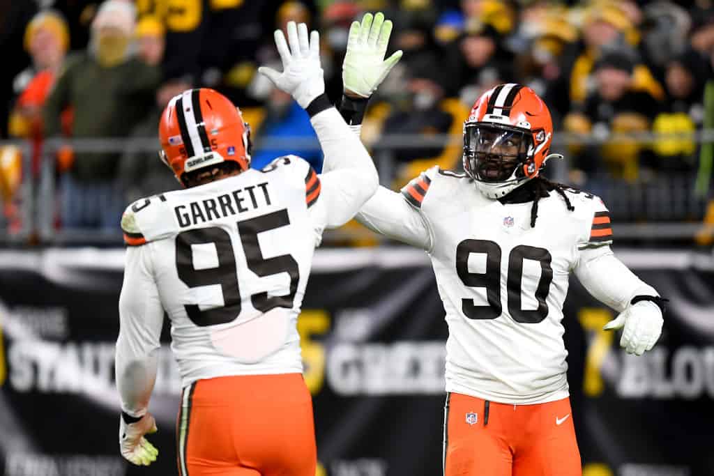 Cleveland Browns v Pittsburgh Steelers