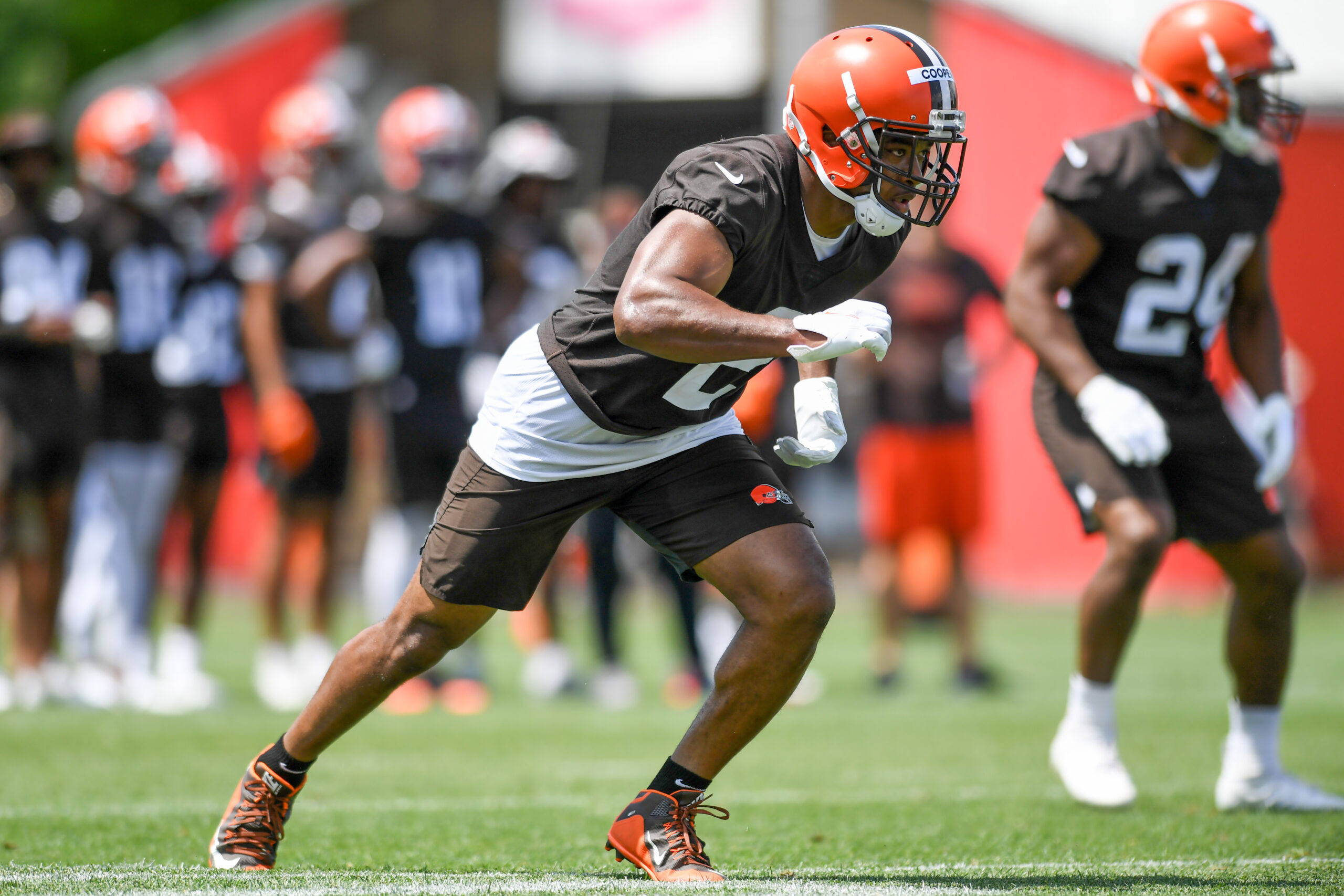 Amari Cooper #2 of the Cleveland Browns runs a drill during the Cleveland Browns offseason workout at CrossCountry Mortgage Campus on June 1, 2022 in Berea, Ohio.