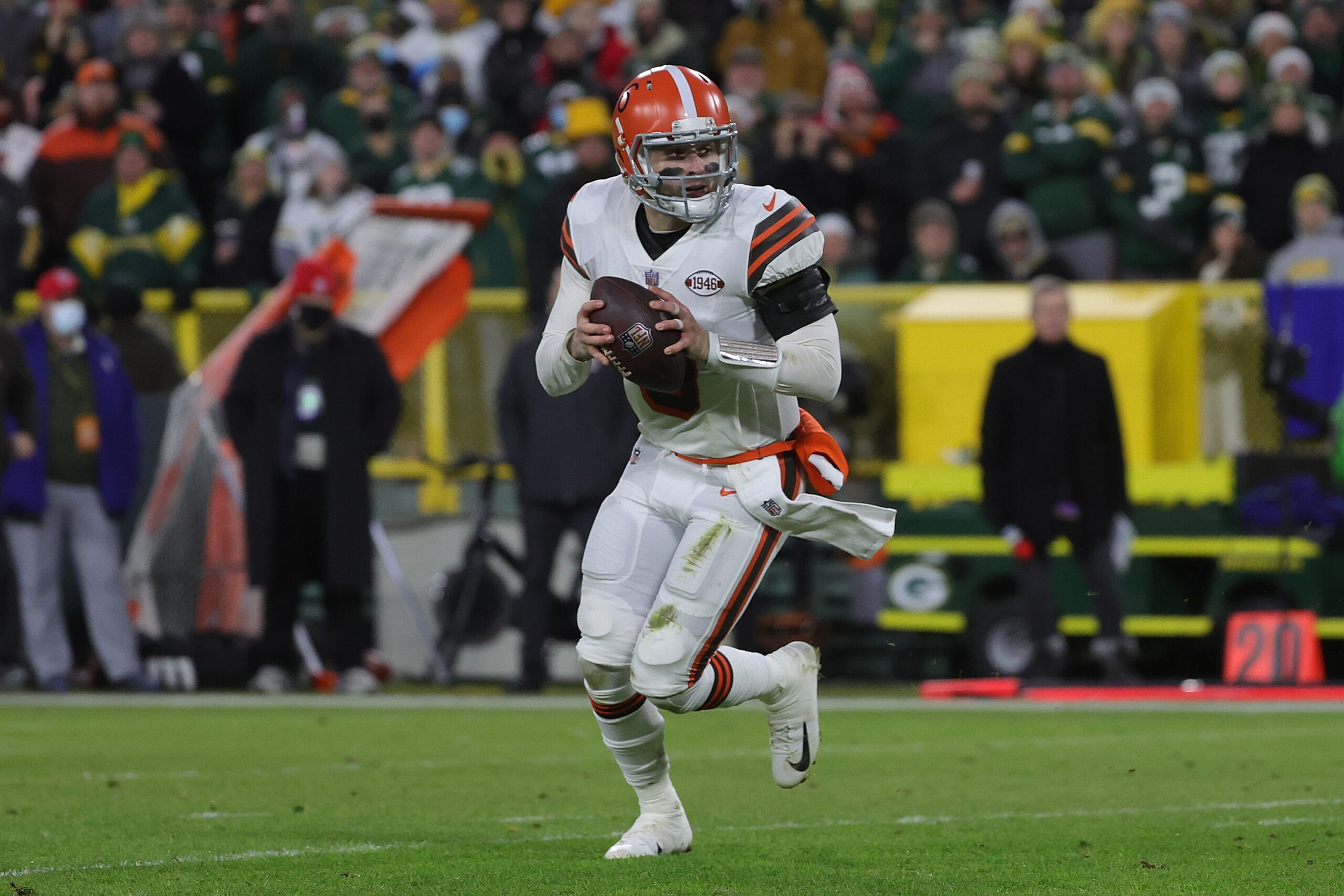 Baker Mayfield #6 of the Cleveland Browns looks to pass during a game against the Green Bay Packers at Lambeau Field on December 25, 2021 in Green Bay, Wisconsin. The Packers defeated the Browns 24-22. 