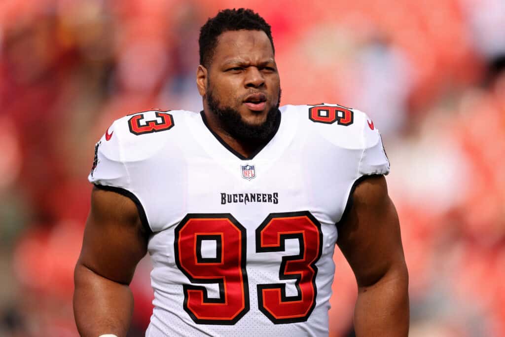 Report: Browns Are Interested In Signing Ndamukong Suh