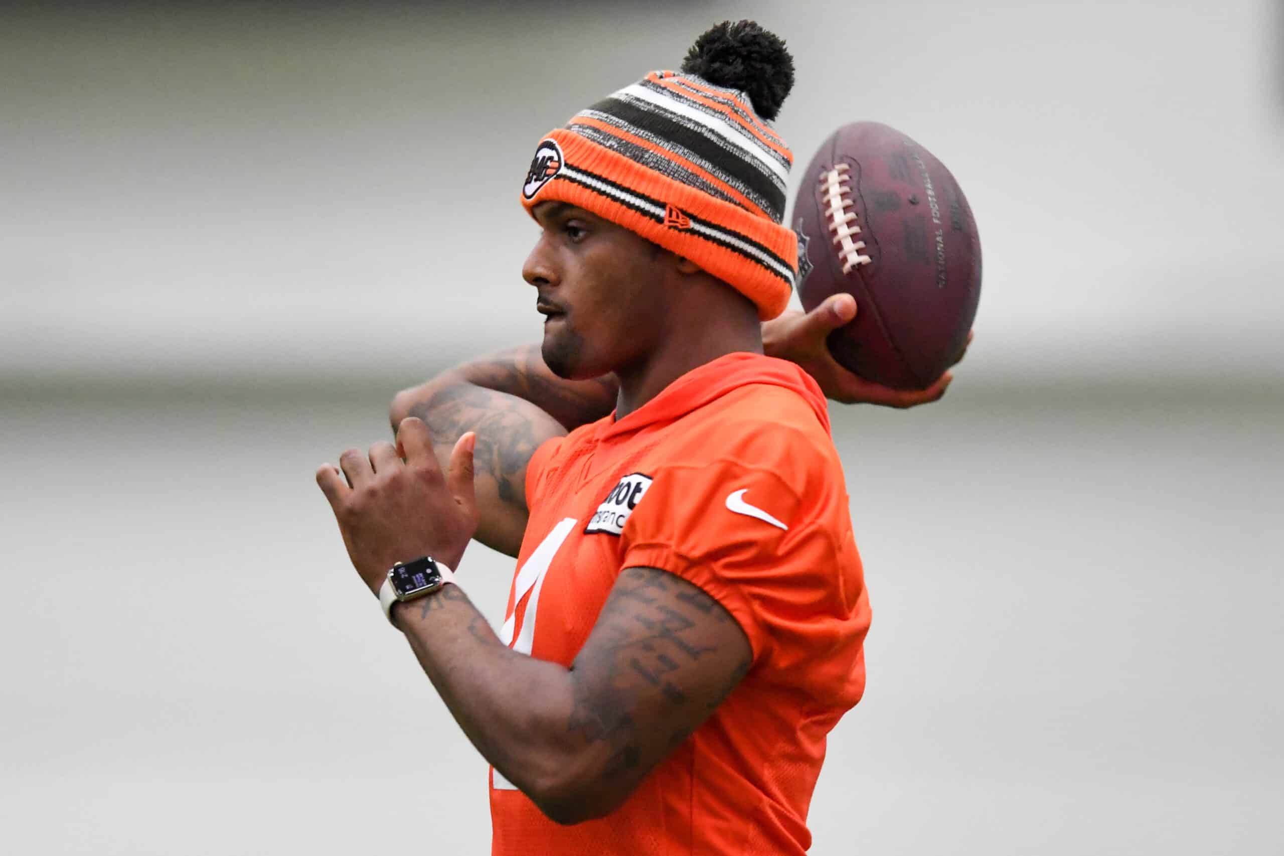 Deshaun Watson #4 of the Cleveland Browns throws a pass during Cleveland Browns training camp at CrossCountry Mortgage Campus on July 27, 2022 in Berea, Ohio. 