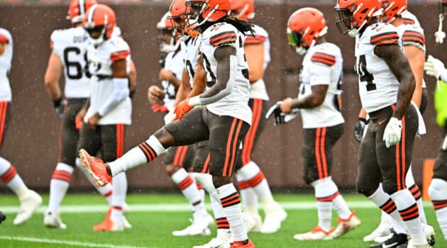 Philadelphia Eagles v Cleveland Browns