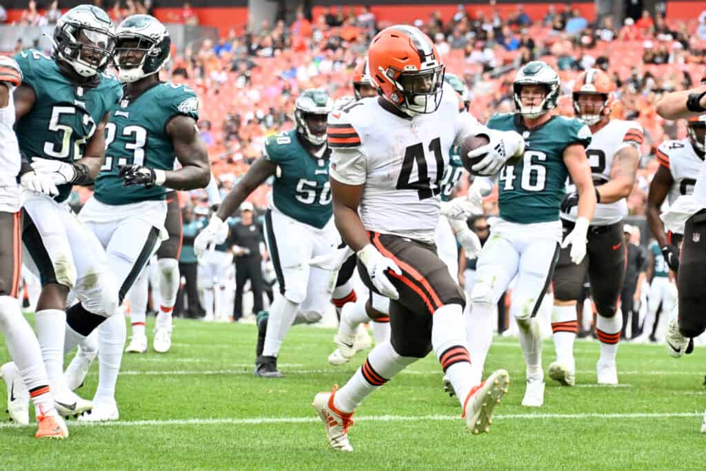 Ravens, Vikings Sign Former Browns Players