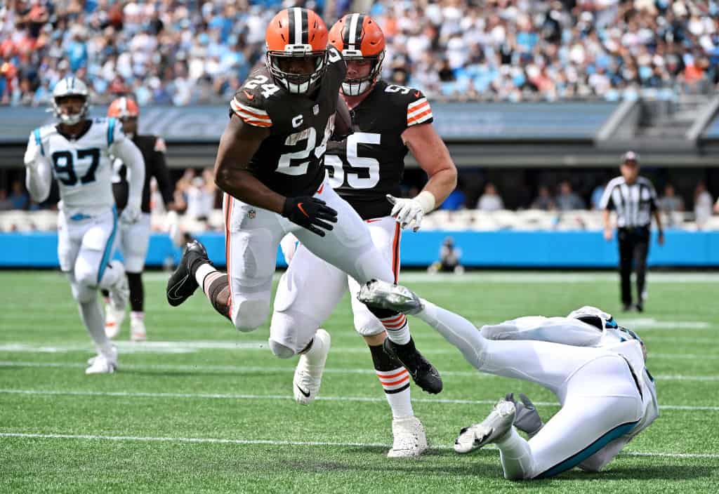 Nick Chubb #24 of the Cleveland Browns runs with the ball during the second quarter against the Carolina Panthers at Bank of America Stadium on September 11, 2022 in Charlotte, North Carolina.