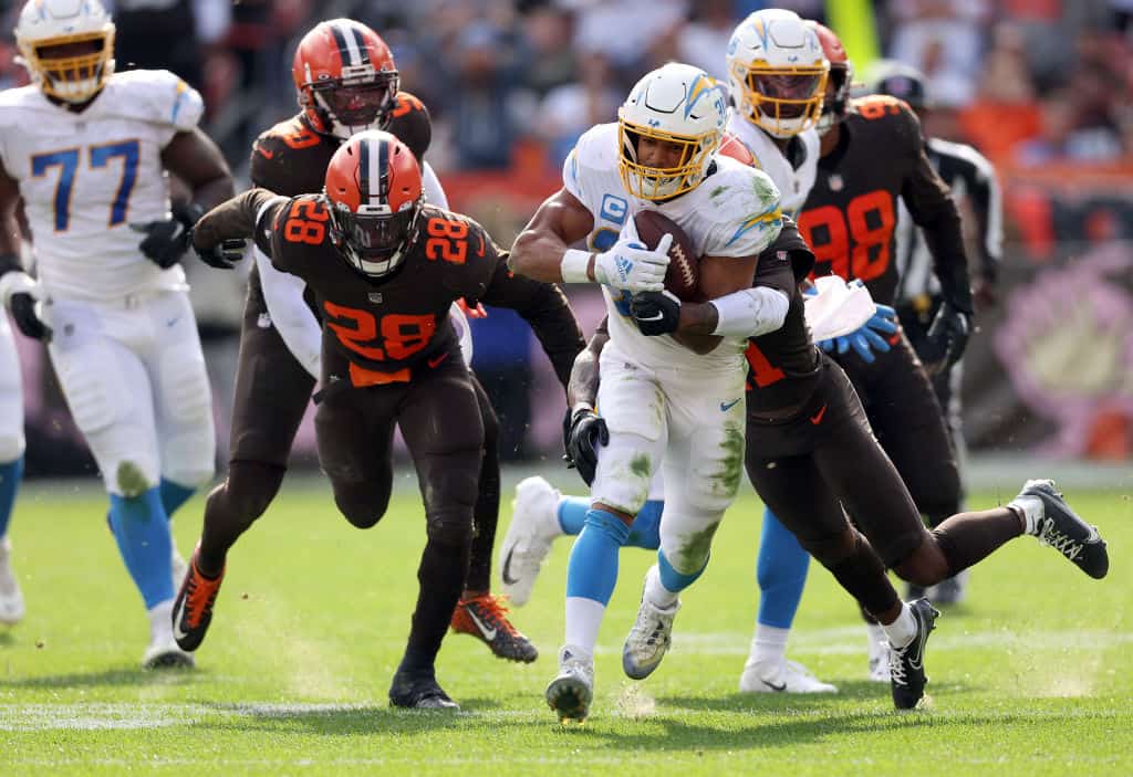 Los Angeles Chargers v Cleveland Browns