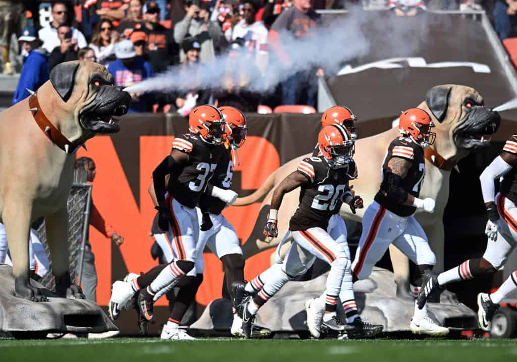 New England Patriots v Cleveland Browns