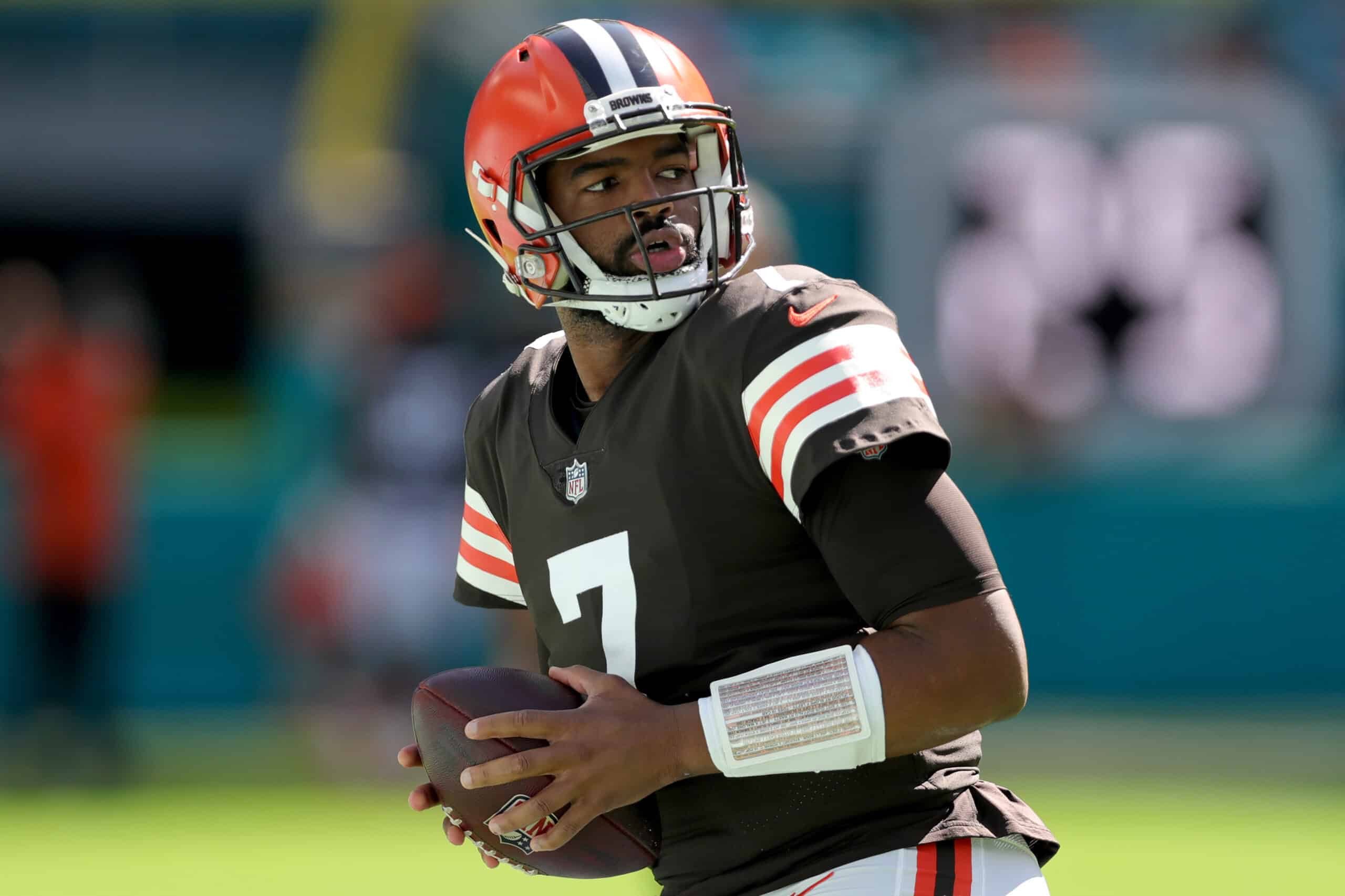 Jacoby Brissett #7 of the Cleveland Browns warms up prior to the game against the Miami Dolphins at Hard Rock Stadium on November 13, 2022 in Miami Gardens, Florida. 