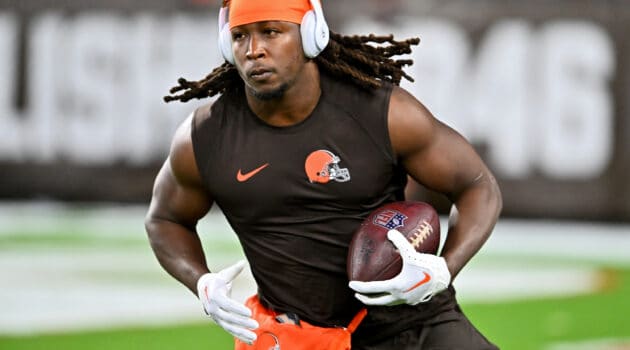 Kareem Hunt #27 of the Cleveland Browns warms up prior to the start of the game against the Cincinnati Bengals at FirstEnergy Stadium on October 31, 2022 in Cleveland, Ohio.