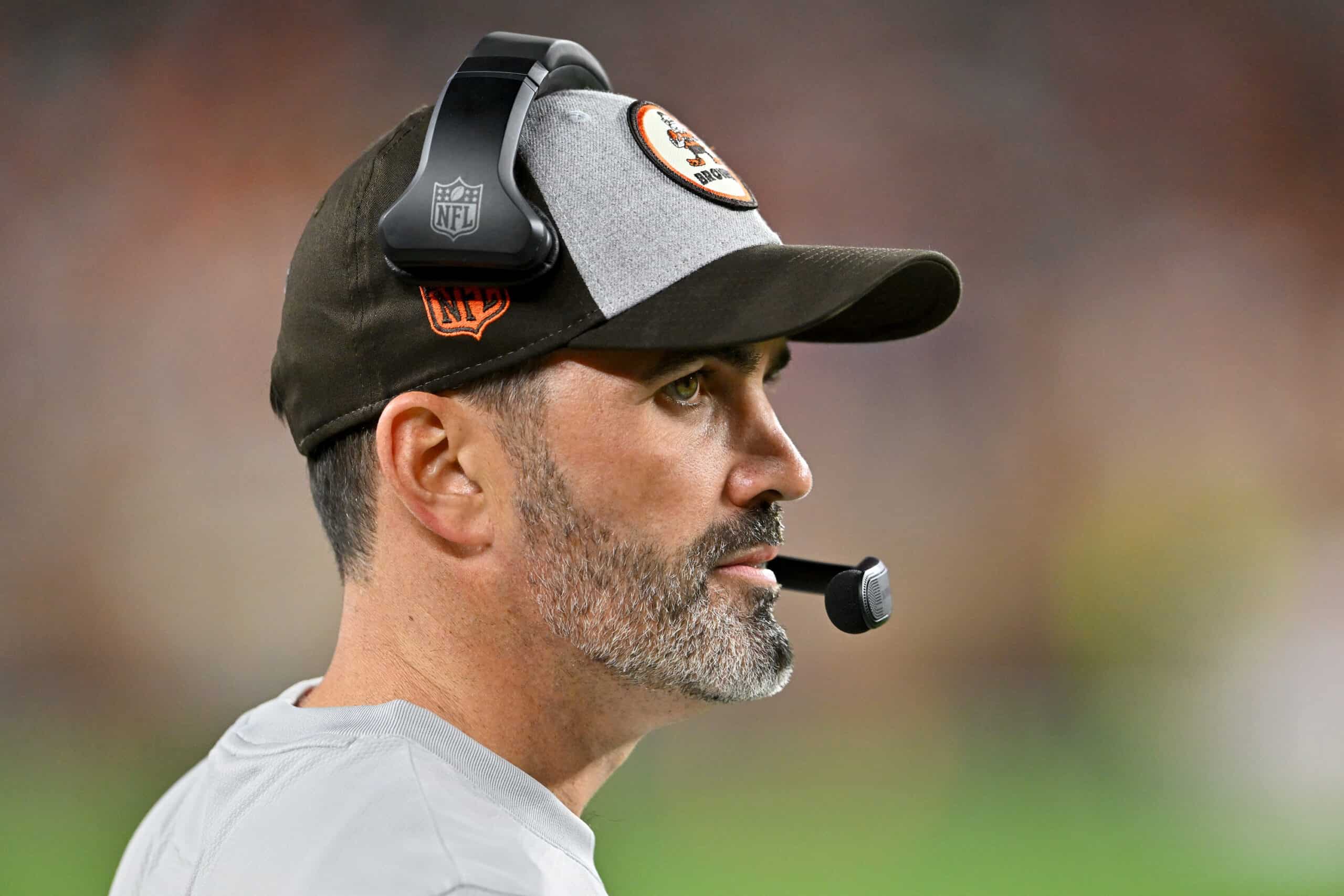 Head coach Kevin Stefanski of the Cleveland Browns looks on during the first half of the game against the Cincinnati Bengals at FirstEnergy Stadium on October 31, 2022 in Cleveland, Ohio.