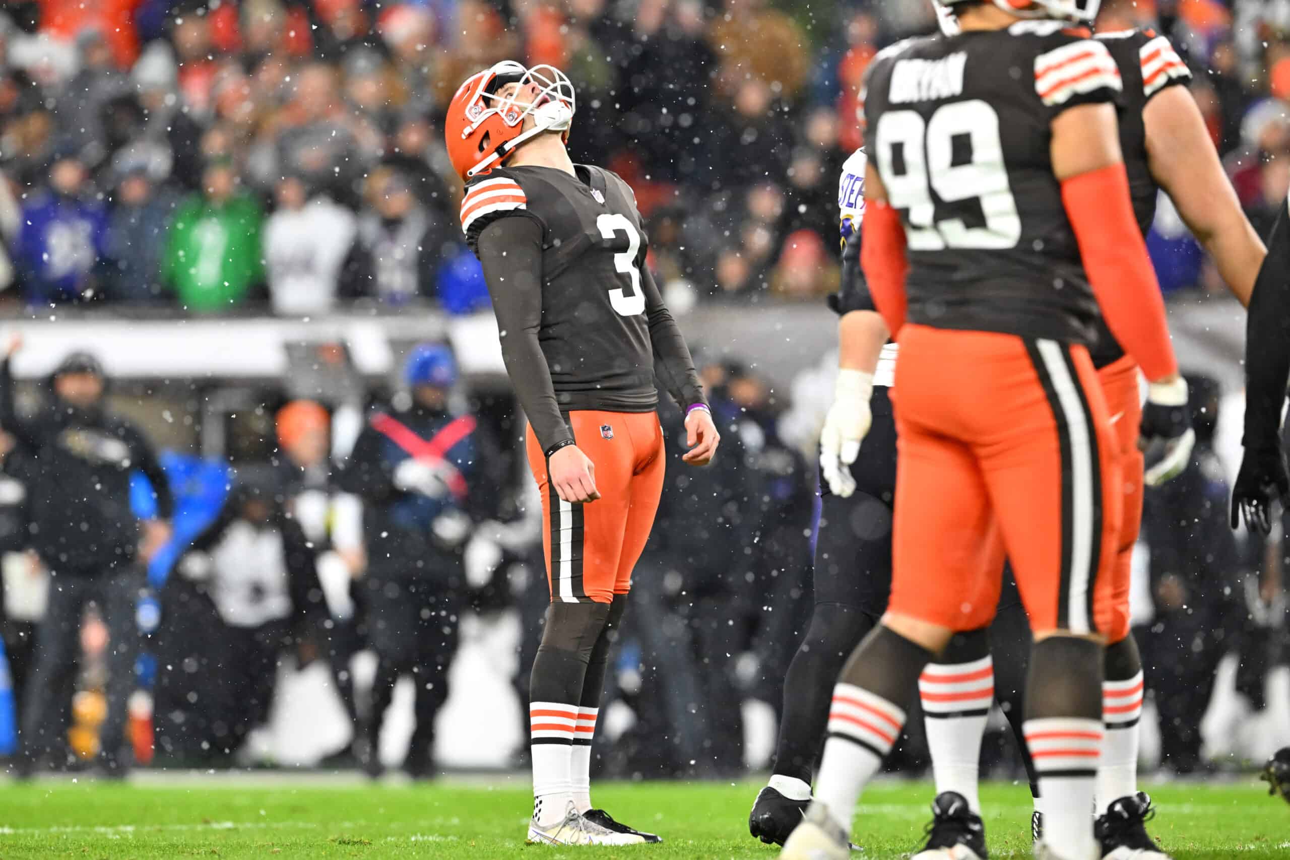 Cade York #3 of the Cleveland Browns reacts after a missed field goal attempt against the Baltimore Ravens during the fourth quarter at FirstEnergy Stadium on December 17, 2022 in Cleveland, Ohio.