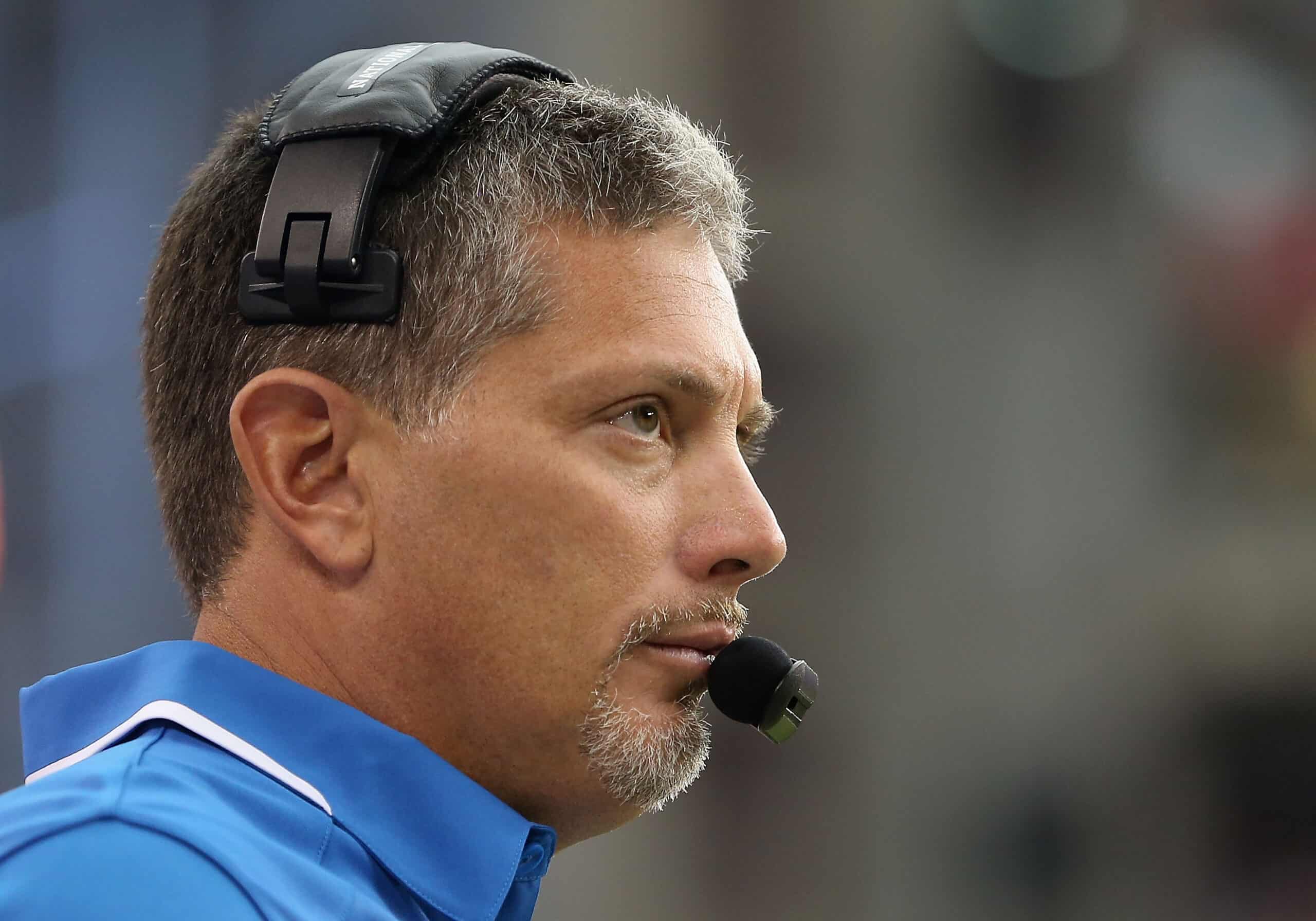 Head coach Jim Schwartz of the Detroit Lions on the sidelines during the NFL game against the Arizona Cardinals at the University of Phoenix Stadium on September 15, 2013 in Glendale, Arizona. The Carindals defeated the Lions 25-21.