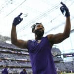 Za'Darius Smith #55 of the Minnesota Vikings warms up prior to the NFC Wild Card playoff gwarms up prior to the NFC Wild Card playoff game against the New York Giants at U.S. Bank Stadium on January 15, 2023 in Minneapolis, Minnesota.