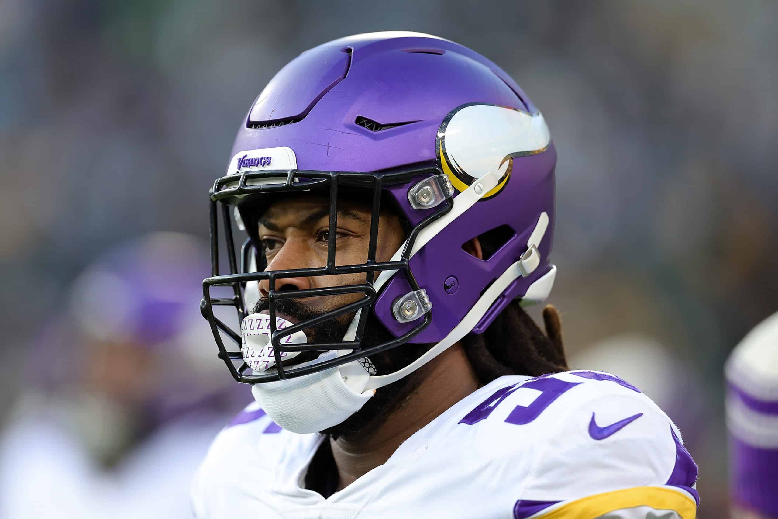 Za'Darius Smith #55 of the Minnesota Vikings participates in warmups prior to a game against the Green Bay Packers at Lambeau Field on January 01, 2023 in Green Bay, Wisconsin. 