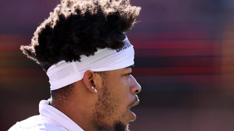 Greg Newsome II #20 of the Cleveland Browns warms up before playing against the Washington Commanders at FedExField on January 01, 2023 in Landover, Maryland.