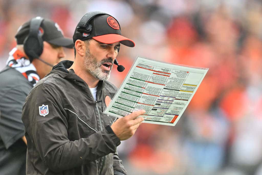 Head coach Kevin Stefanski of the Cleveland Browns calls the play against the Cincinnati Bengals during the first half at Cleveland Browns Stadium on September 10, 2023 in Cleveland, Ohio.