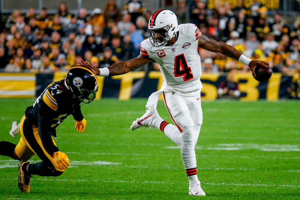 Deshaun Watson #4 of the Cleveland Browns runs the ball against Kwon Alexander #54 of the Pittsburgh Steelers during the first quarter at Acrisure Stadium on September 18, 2023 in Pittsburgh, Pennsylvania.