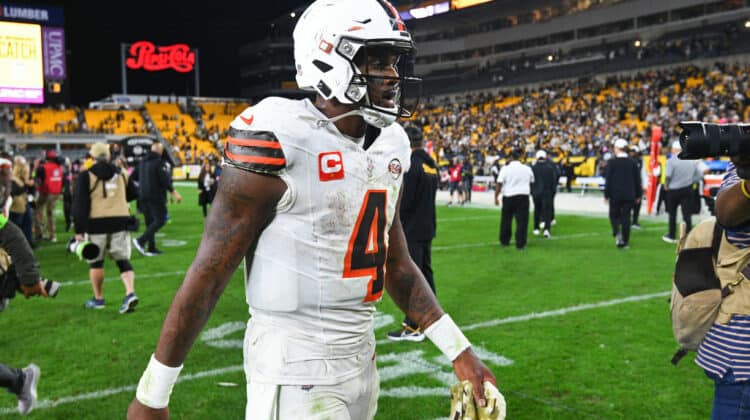 Deshaun Watson #4 of the Cleveland Browns walks off the field following his team's 26-22 loss against the Pittsburgh Steelers at Acrisure Stadium on September 18, 2023 in Pittsburgh, Pennsylvania.