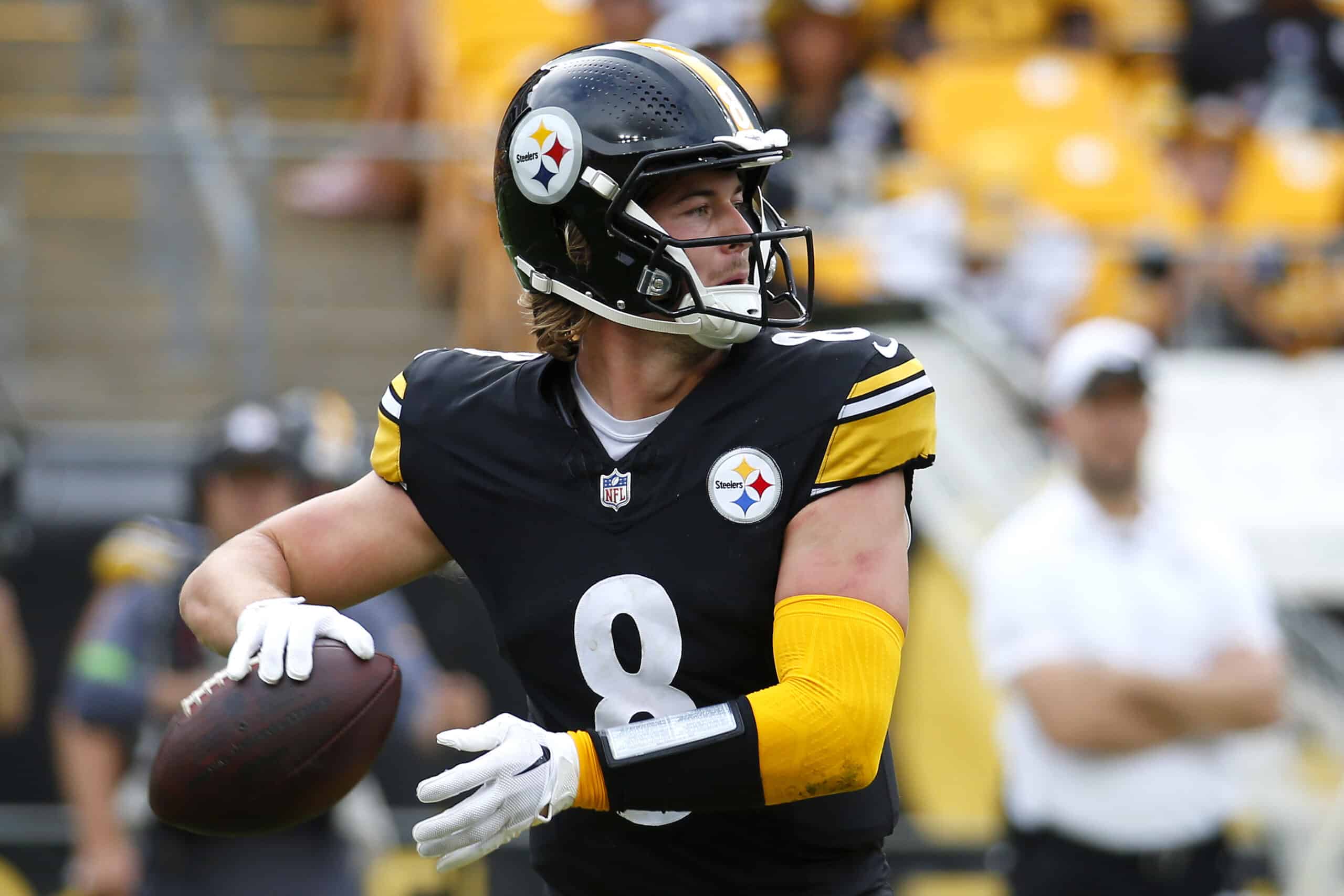 Kenny Pickett #8 of the Pittsburgh Steelers looks to throw a pass in the second half of a game against /sanat Acrisure Stadium on September 10, 2023 in Pittsburgh, Pennsylvania.