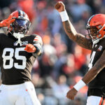 Cleveland Browns tight end David Njoku and quarterback Deshaun Watson