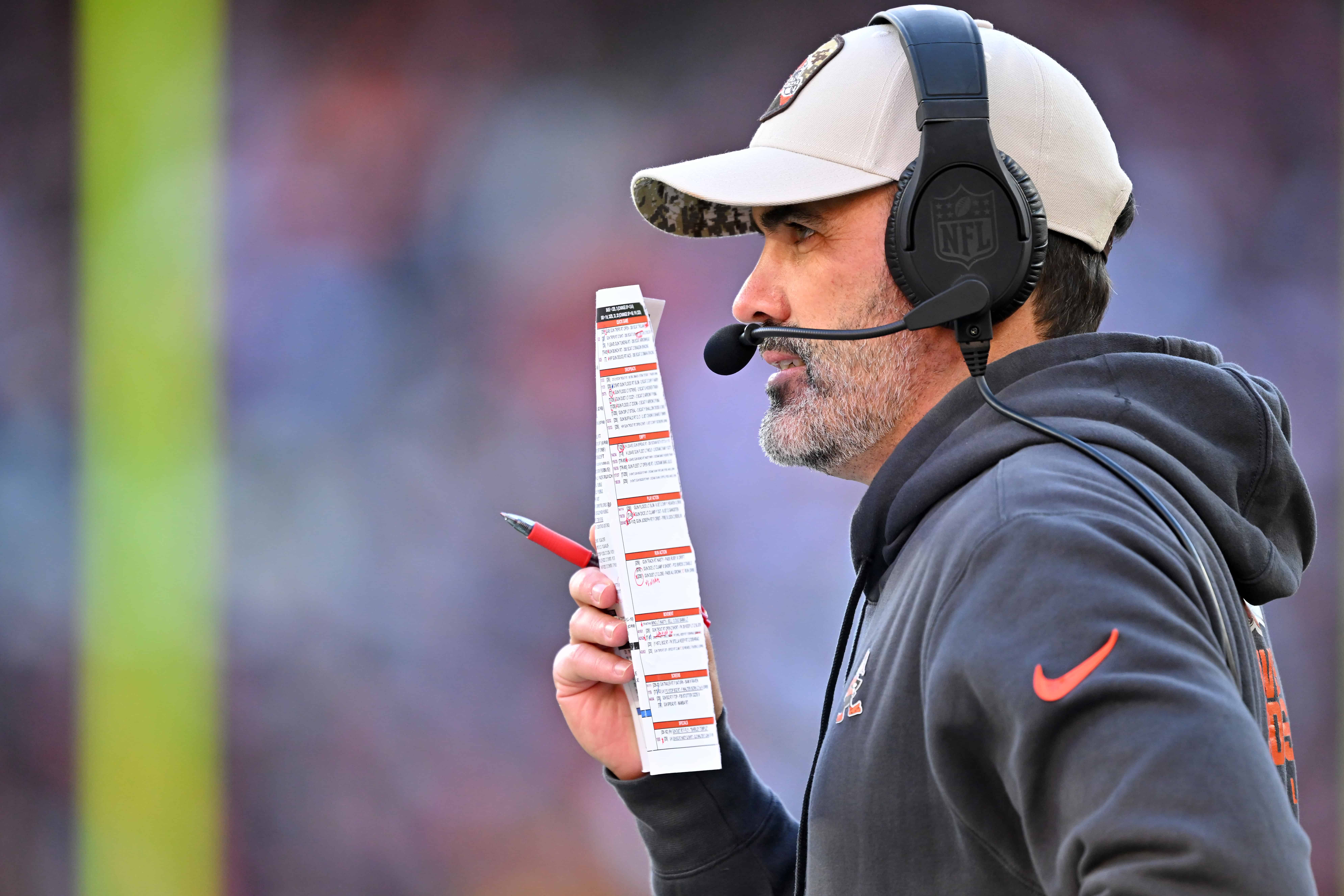 CLEVELAND, OHIO - NOVEMBER 19: Head coach Kevin Stefanski of the Cleveland Browns calls plays in the fourth quarter against the Pittsburgh Steelers at Cleveland Browns Stadium on November 19, 2023 in Cleveland, Ohio. (