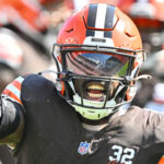 Cleveland Browns defender Jeremiah Owusu-Koramoah