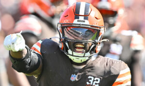 Cleveland Browns defender Jeremiah Owusu-Koramoah