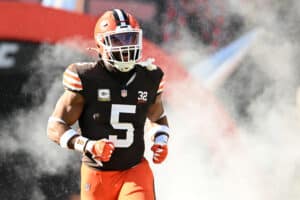 Cleveland Browns defender Anthony Walker Jr.