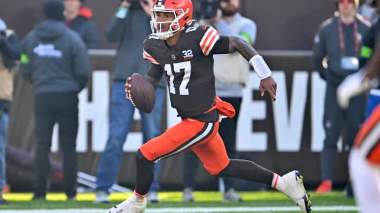 Cleveland Browns quarterback Dorian Thompson-Robinson