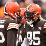 Cleveland Browns players Joe Flacco and David Njoku