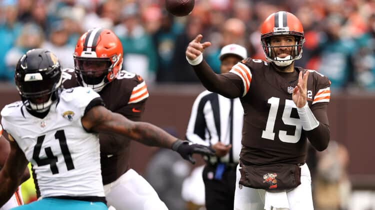 Cleveland Browns quarterback Joe Flacco