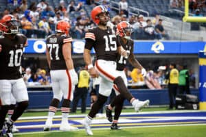 INGLEWOOD, CALIFORNIA - DECEMBER 03: Joe Flacco #15 of the Cleveland Browns warms up before the game Los Angeles Rams at SoFi Stadium on December 03, 2023 in Inglewood, California.