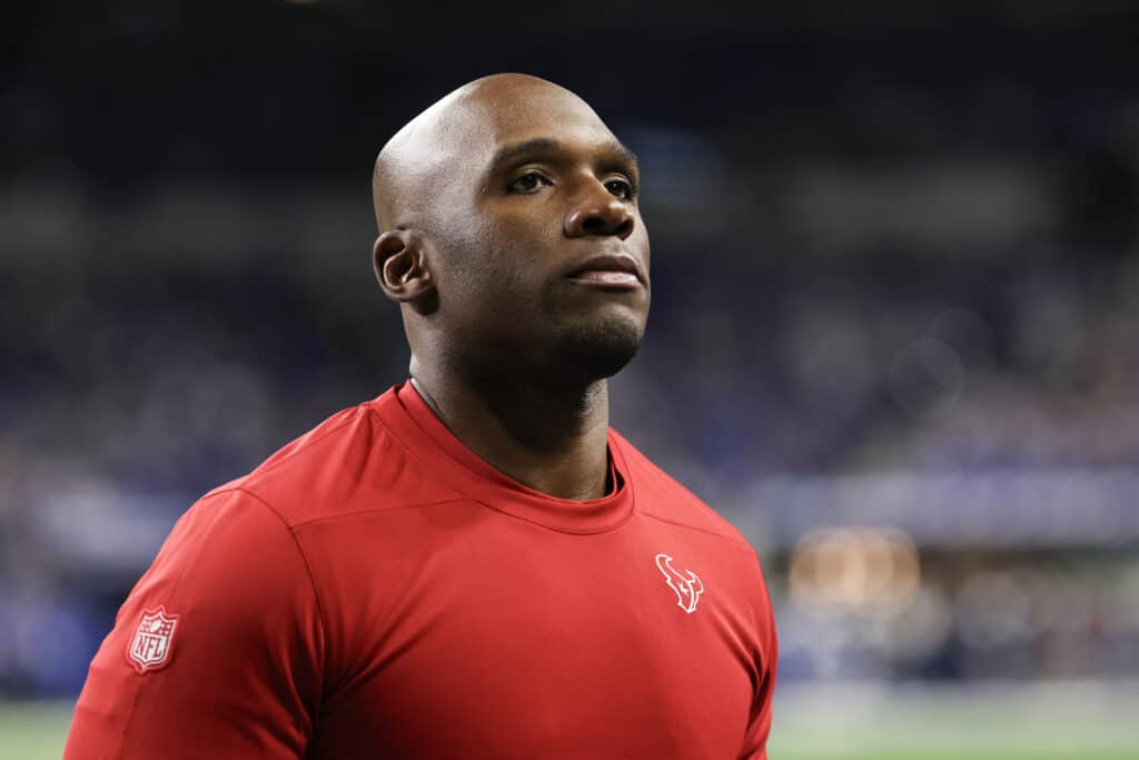 DeMeco Ryans Highlights Joe Flacco’s ‘Elite’ Traits