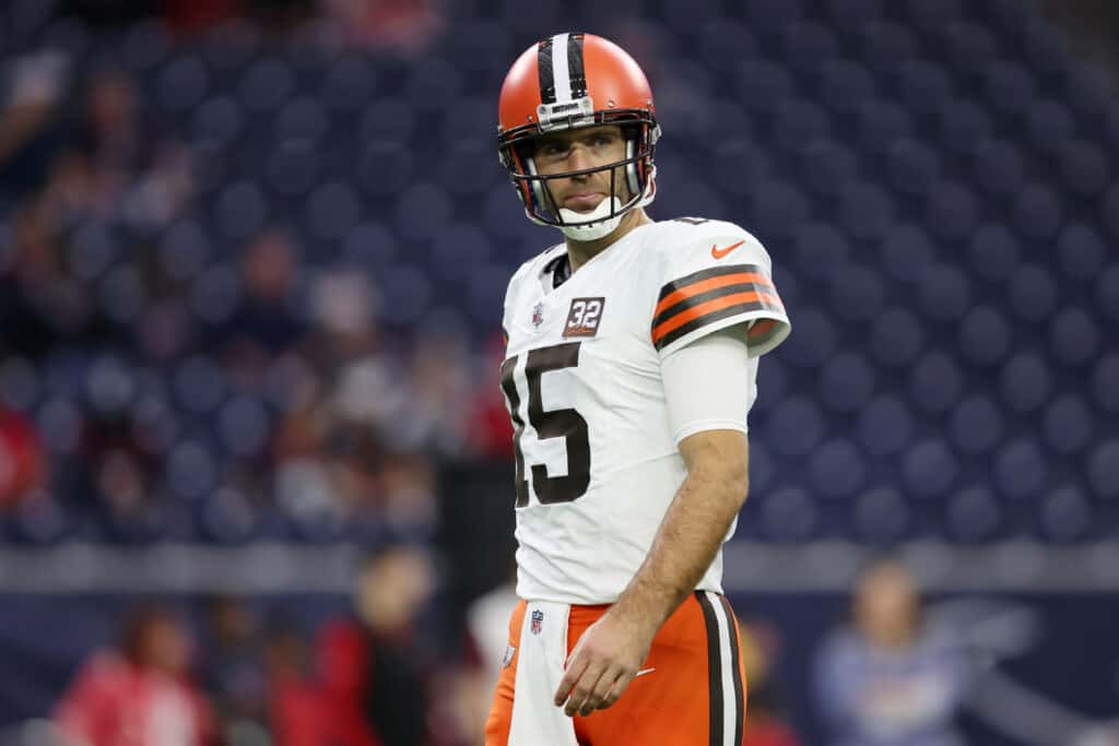 Joe Flacco Jokes About Age Gap With Teammates