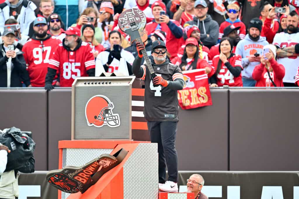 Browns Celebrate Rock & Roll HOF Induction Ceremony With 2 Performances