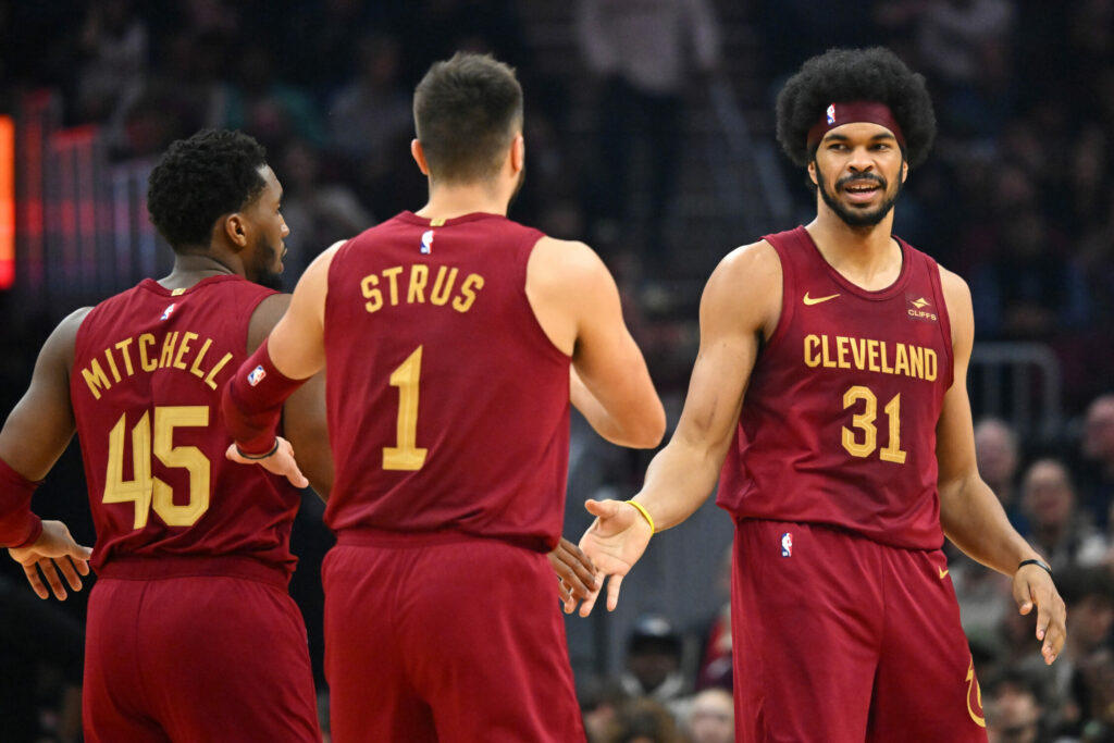 Odds Show Notable Difference Between Browns, Cavs