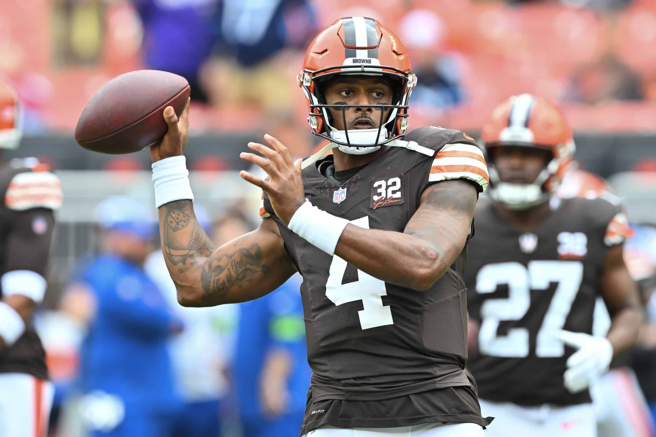CLEVELAND, OHIO - SEPTEMBER 24: Deshaun Watson #4 of the Cleveland Browns warms up before the game against the Tennessee Titans at Cleveland Browns Stadium on September 24, 2023 in Cleveland, Ohio