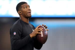 INGLEWOOD, CALIFORNIA - AUGUST 20: Jameis Winston #2 of the New Orleans Saints warms up prior to the preseason game against the Los Angeles Chargers at SoFi Stadium on August 20, 2023 in Inglewood, California.