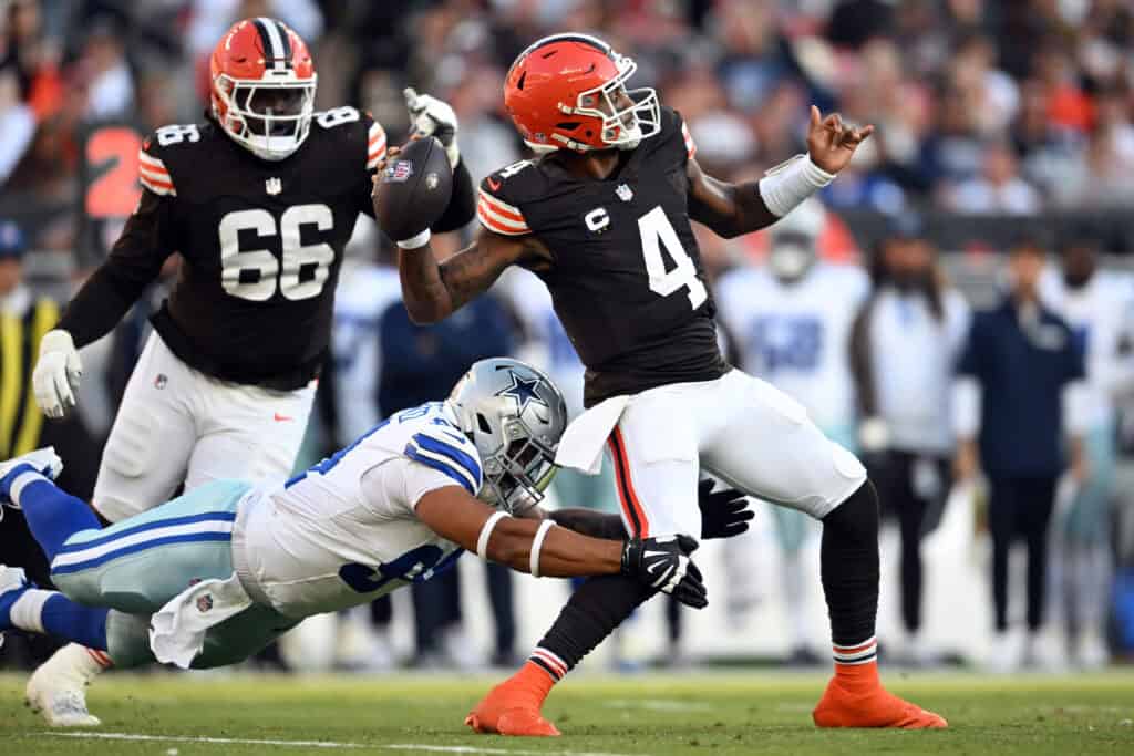 Analyst Believes Deshaun Watson Deserves A Pass After Giants Game